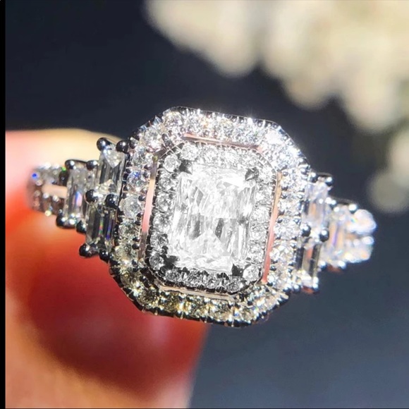 New 925 Silver Rectangular Cut Diamond Ring 💍 - Picture 3 of 6